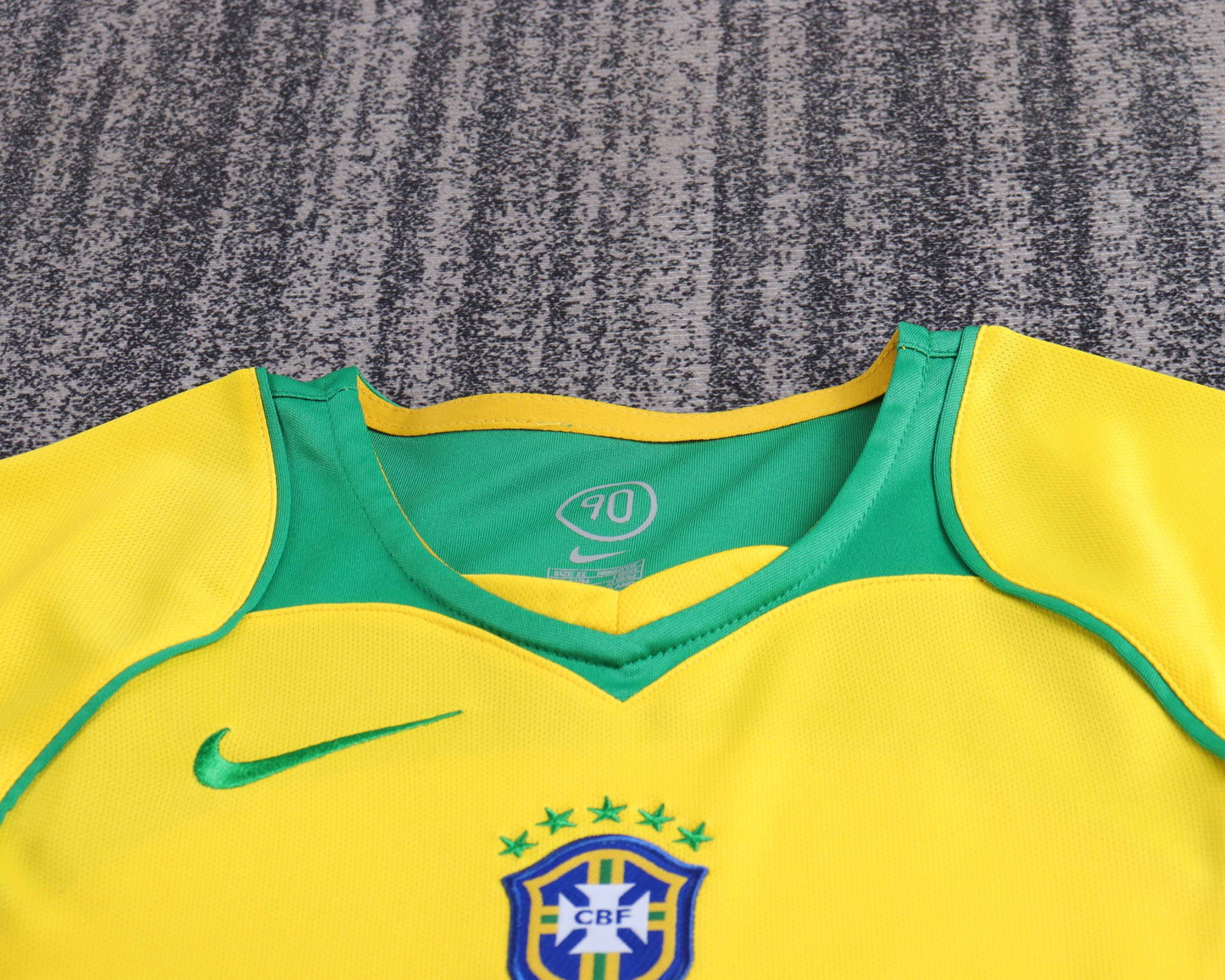 Kit Infantil Brasil Retro Home 2005 Nike - Amarela