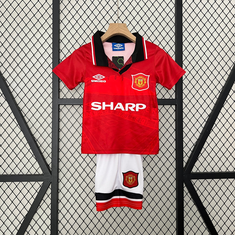 Kit infantil Manchester United Retrô Home 1994 Unissex Umbro  -  Vermelho