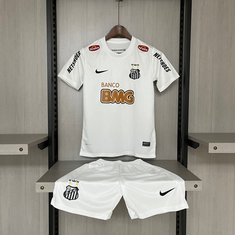 Kit Infantil Santos Retrô Home 2012 Camisa + Shorts  Nike Unissex - Branco