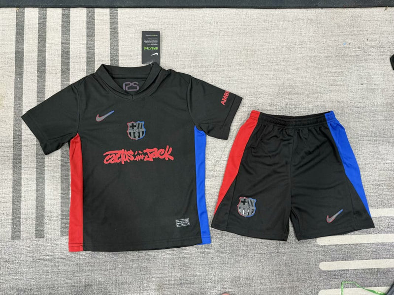 Kit Infantil Barcelona Away Edição Especial 24/25 Nike Unissex - Preto