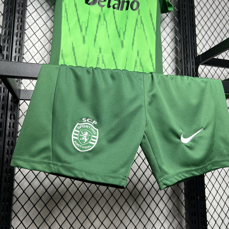 Kit Infantil Sporting Fourth 24/25 Unissex Nike - Verde Claro