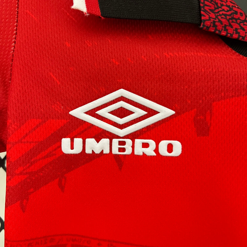 Kit infantil Manchester United Retrô Home 1994 Unissex Umbro  -  Vermelho