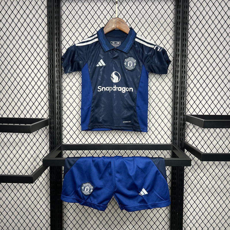 Kit infantil Manchester United Away 24/25 Unissex Adidas - Azul Escuro