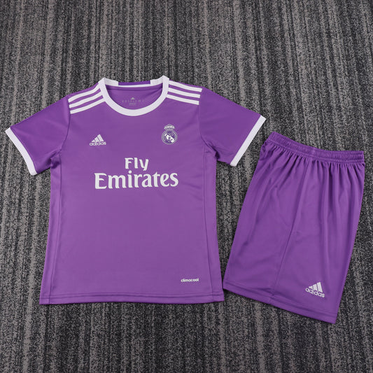 Kit Infantil Real Madrid Third Retrô 16/17 didas - Roxa