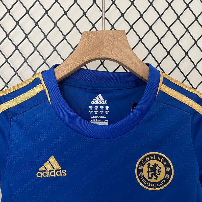 Kit Infantil Chelsea Retrô Home 2013 Camisa + Shorts Nike  Unissex - Azul