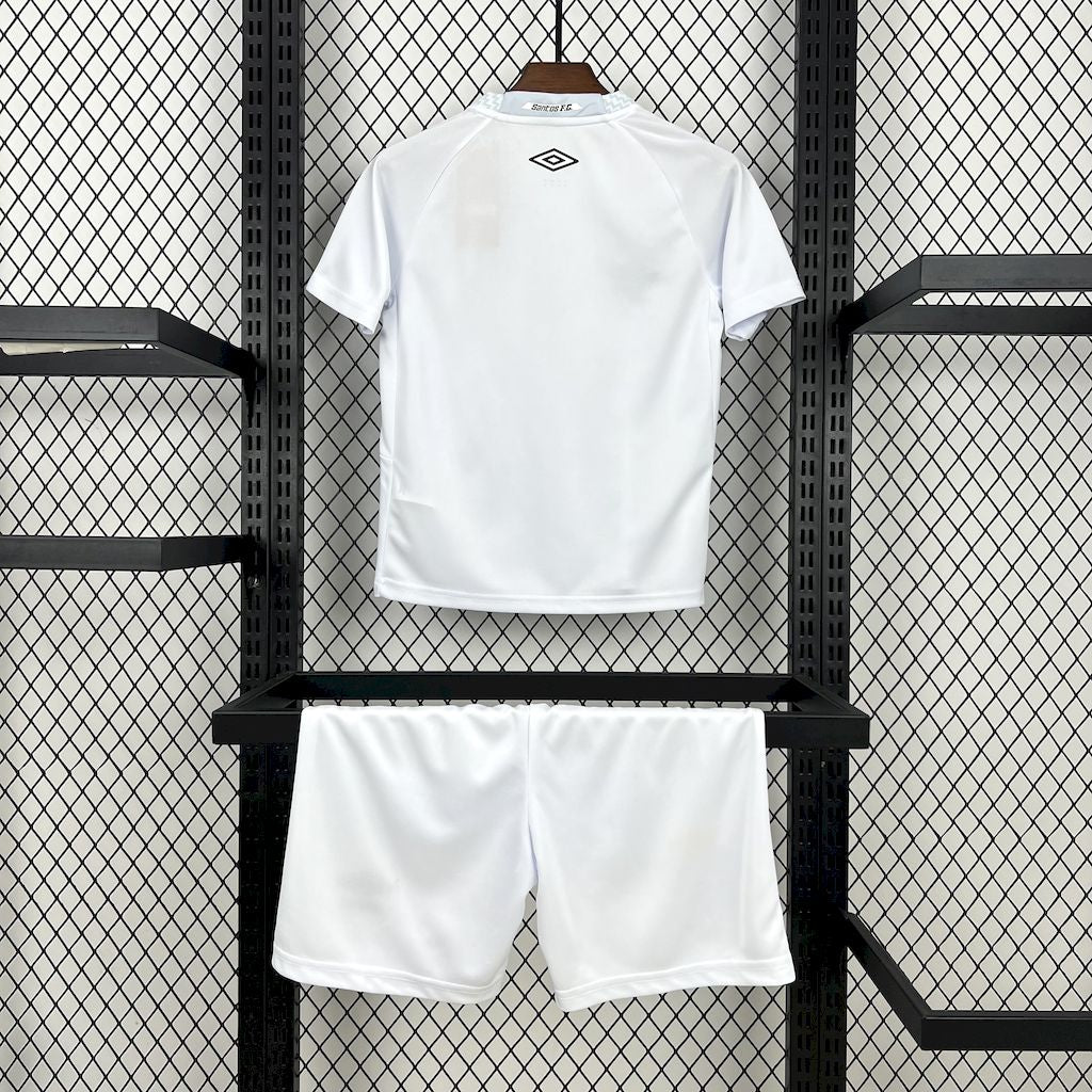 Kit Infantil Santos Home 25/26 Camisa + Shorts  Umbro Unissex - Branco