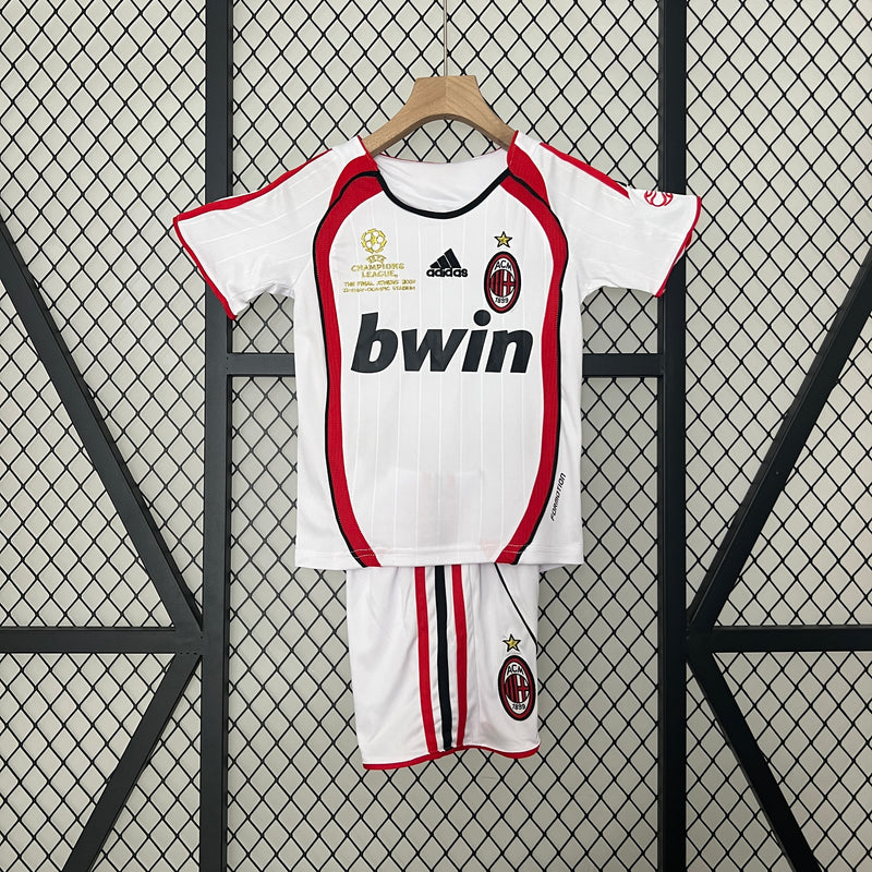 Kit Infantil Milan Away Retrô 2007 Unissex Adidas  - Branco