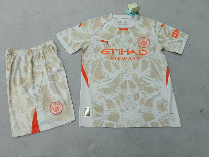 Kit Infantil Manchester City Goleiro 24/25 Unissex Puma - Bege e Laranja