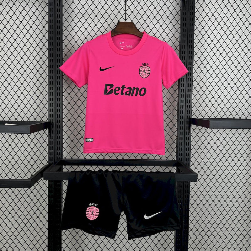 Kit Infantil Sporting Outubro Rosa 24/25 Unissex Nike - Rosa