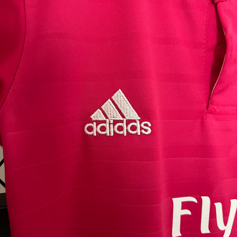 Kit Infantil Real Madrid Retrô Away 2015 Camisa + Shorts Adidas Unissex - Rosa