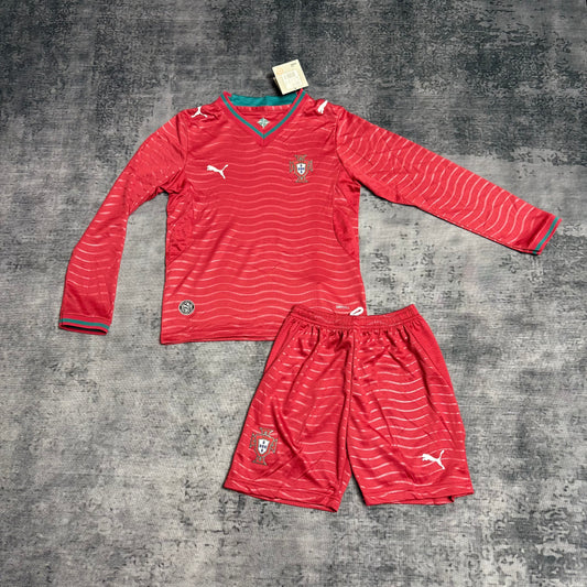 Kit Infantil Portugal Home Manga Longa 26/27 Puma  - Vermelho