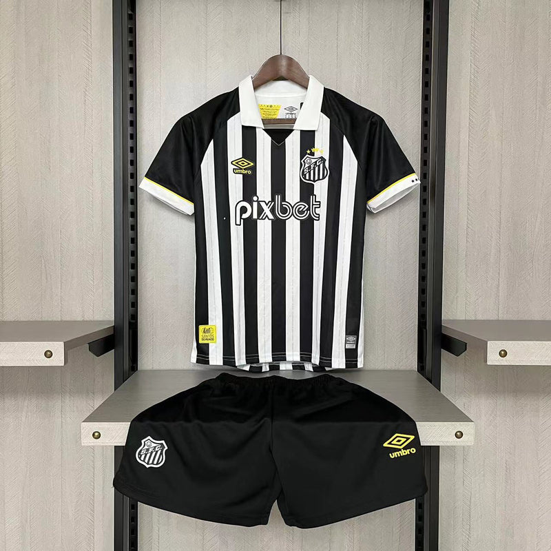 Kit Infantil Santos Away 24/25 Camisa + Shorts  Umbro Unissex - Branco e Preto