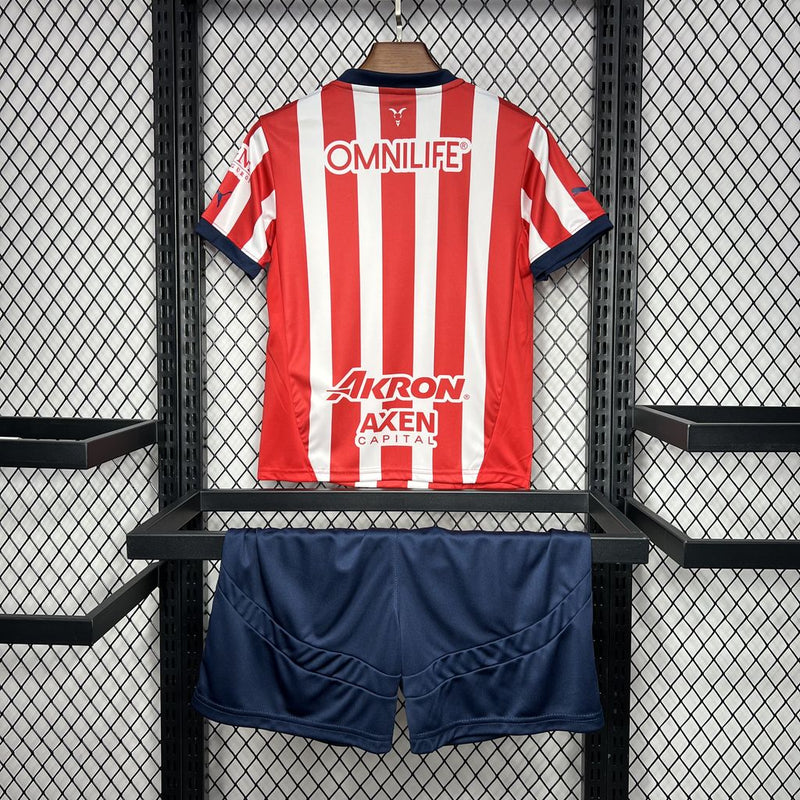 Kit Infantil Chivas Guadalajara Home 24/25 Puma Unissex Masculina - Branco e Vermelho