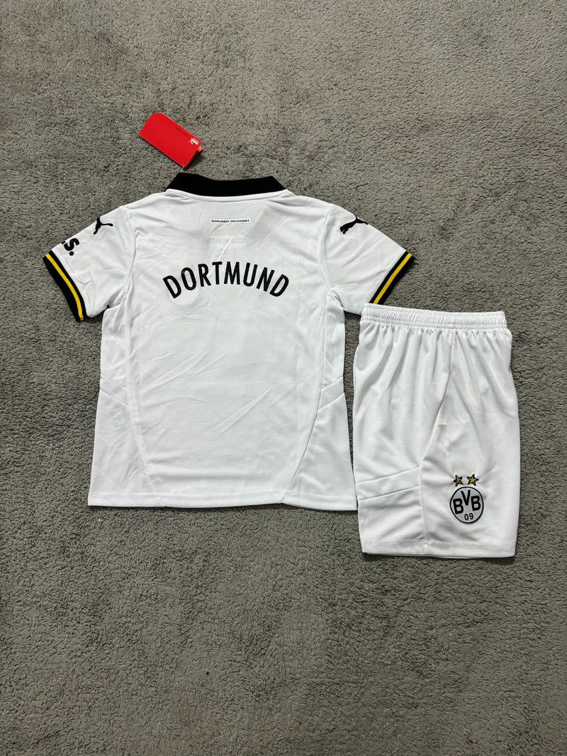 Kit Infantil Borussia Dortmund Third 24/25 Puma Unissex - Branco