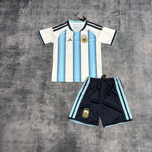 Kit Infantil Argentina Home 26/27 Adidas -Azul e Branca