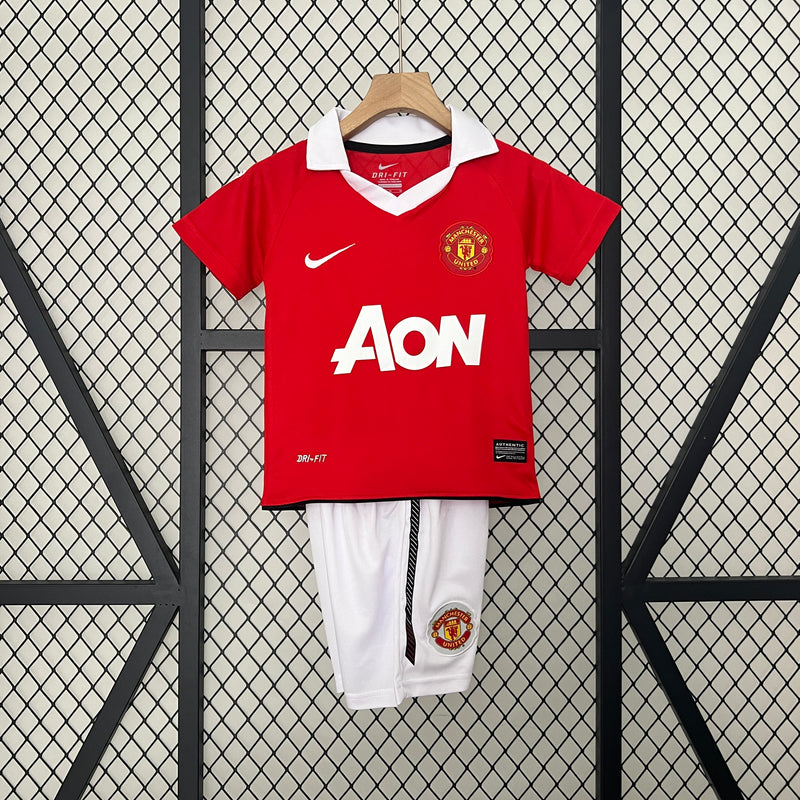 Kit infantil Manchester United Retrô Home 2010 Unissex Nike - Vermelho