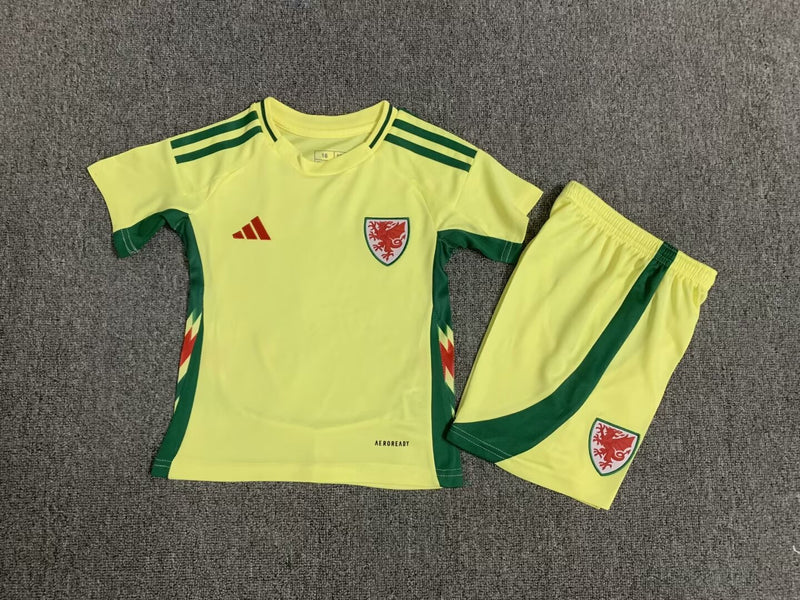 Kit Infantil Pais de Gales Away 24/25 Adidas Unissex - Amarelo