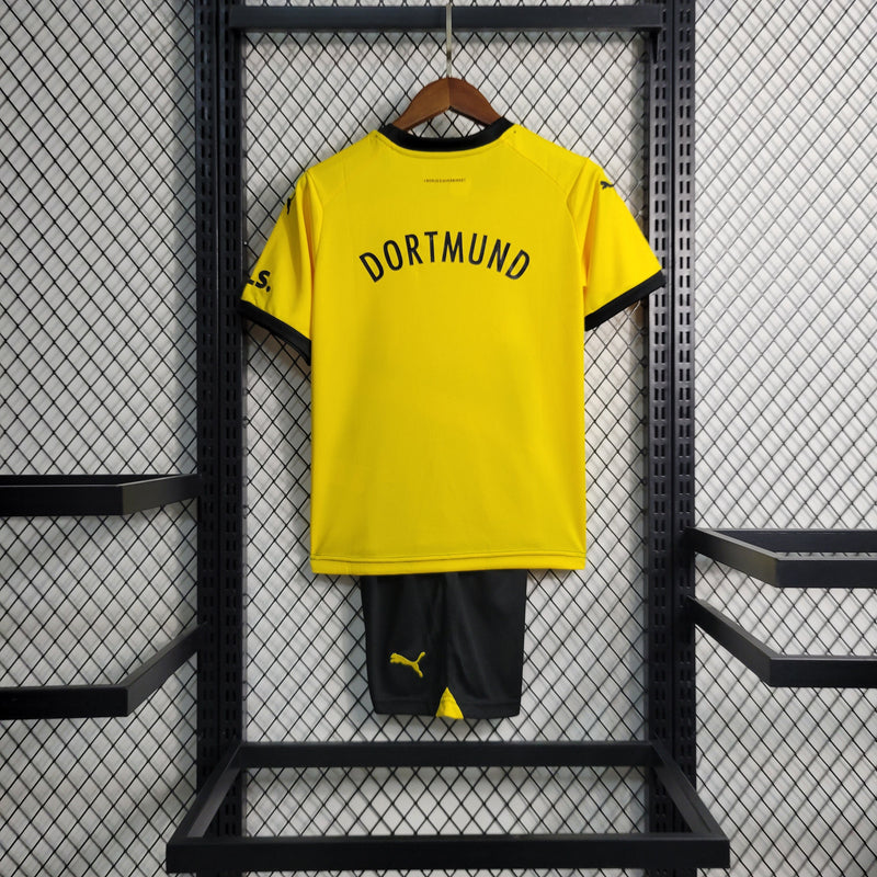 Kit Infantil Borussia Dortmund Home 23/24 Puma Unissex - Amarela e Preta