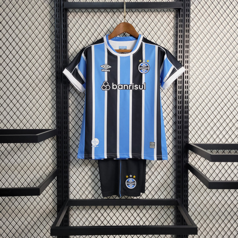 Kit Infantil Grêmio Home 23/24 Camisa + Shorts Umbro Unissex - Azul, Preto e Branco