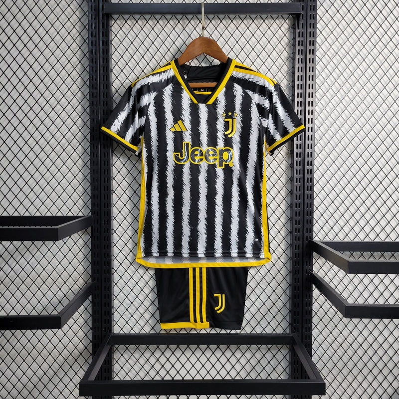 Kit Infantil Juventus Home 23/24 Unissex Adidas - Branca e Preta Listrada